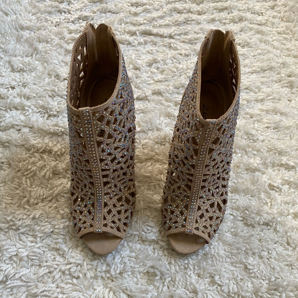 Diamond Heels